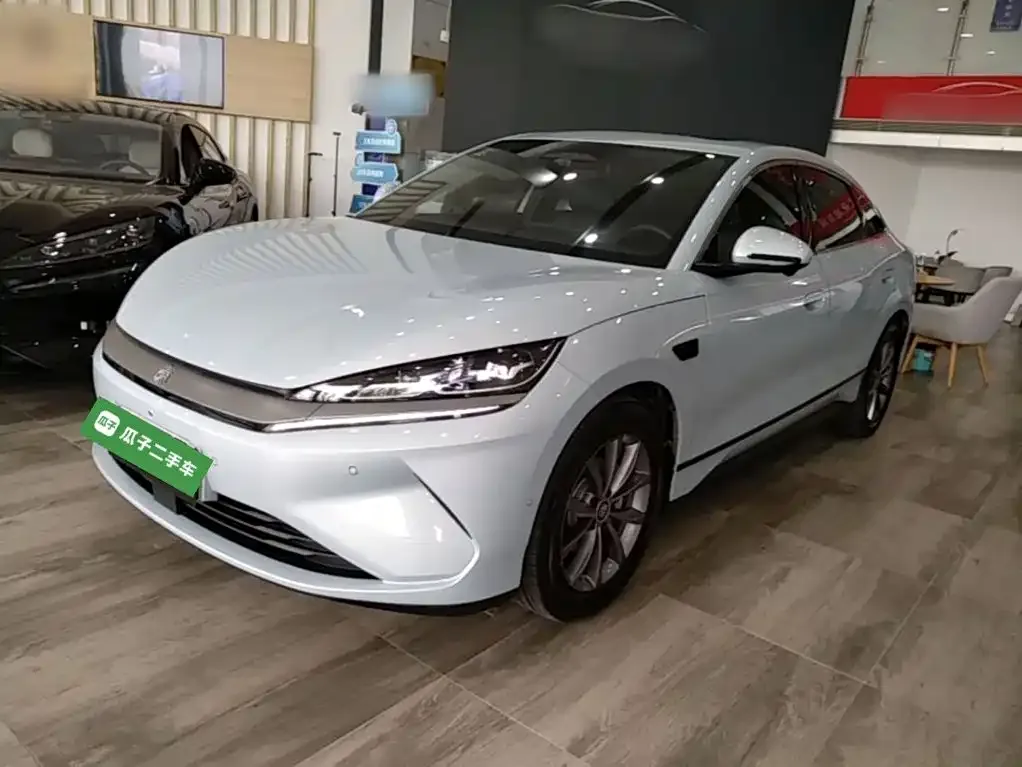 BYD Qin L — фото 7