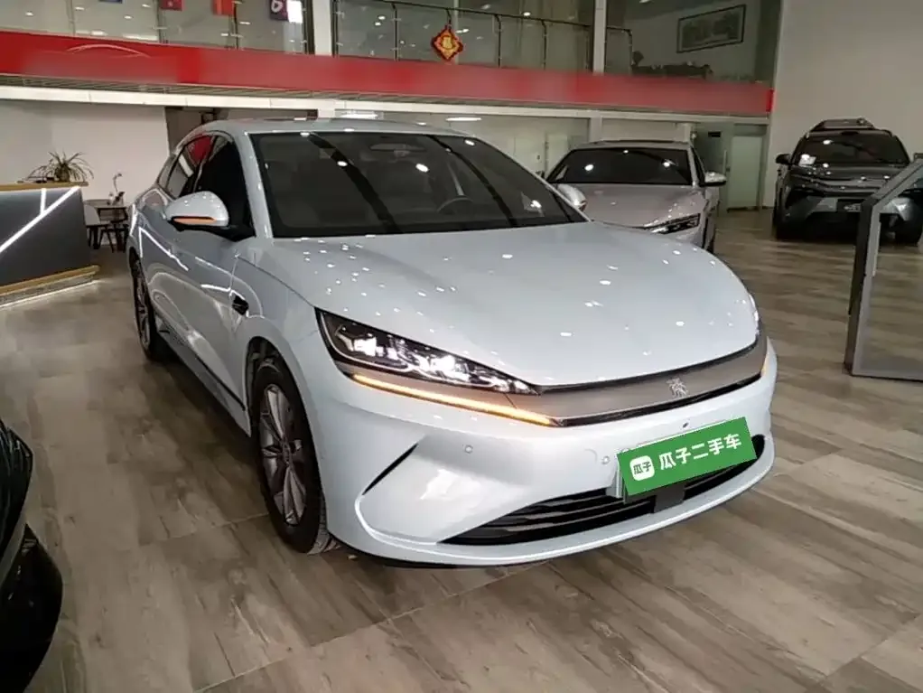 BYD Qin L — фото 6