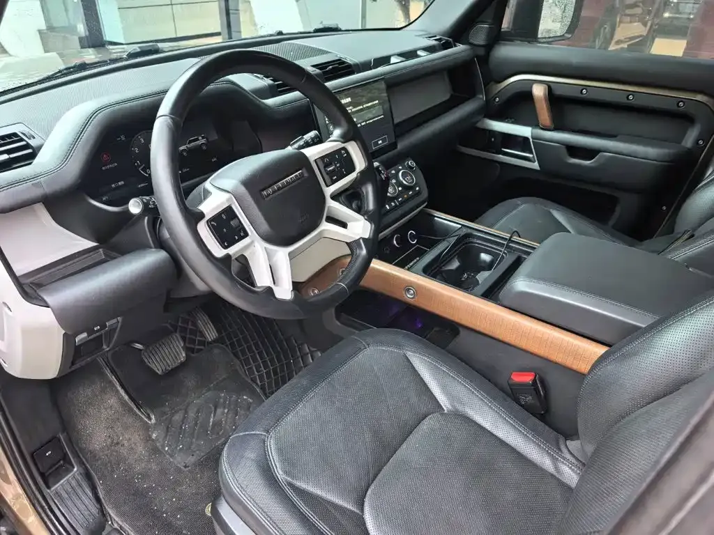 Land Rover Defender — фото 2