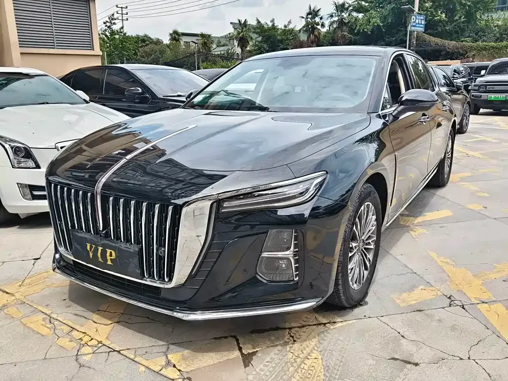 Hongqi H5 — фото 1