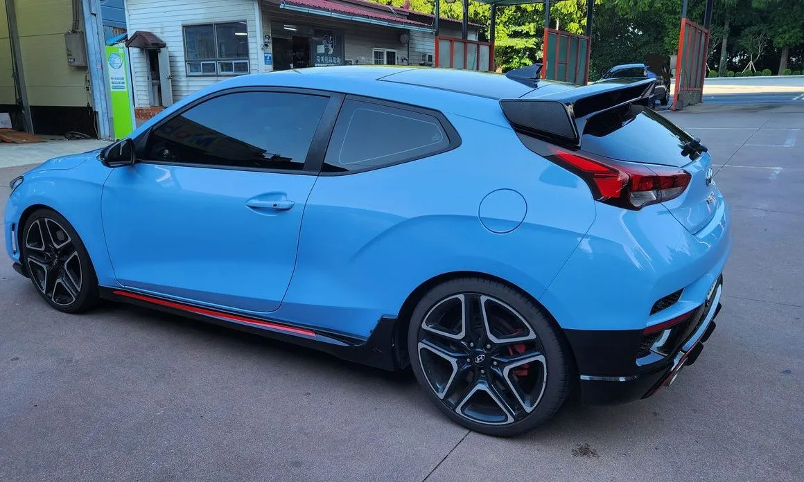 Hyundai Veloster — фото 2