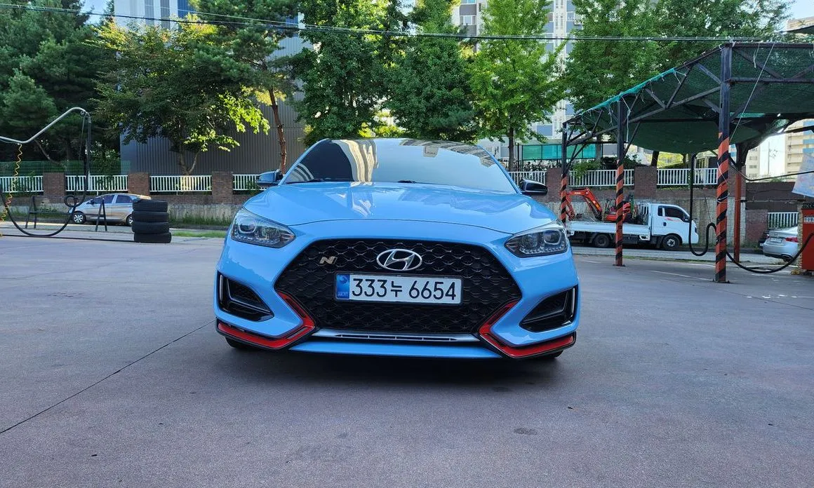 Hyundai Veloster — фото 3