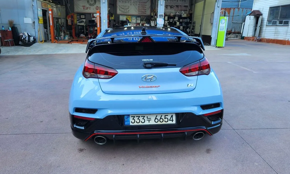Hyundai Veloster — фото 7