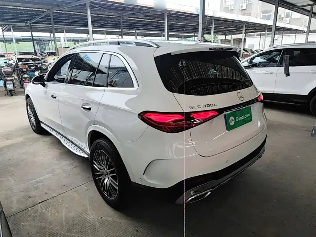 Mercedes-Benz GLC — фото 10