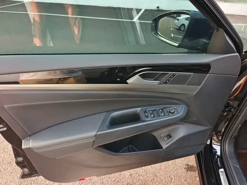 Volkswagen Passat — фото 10