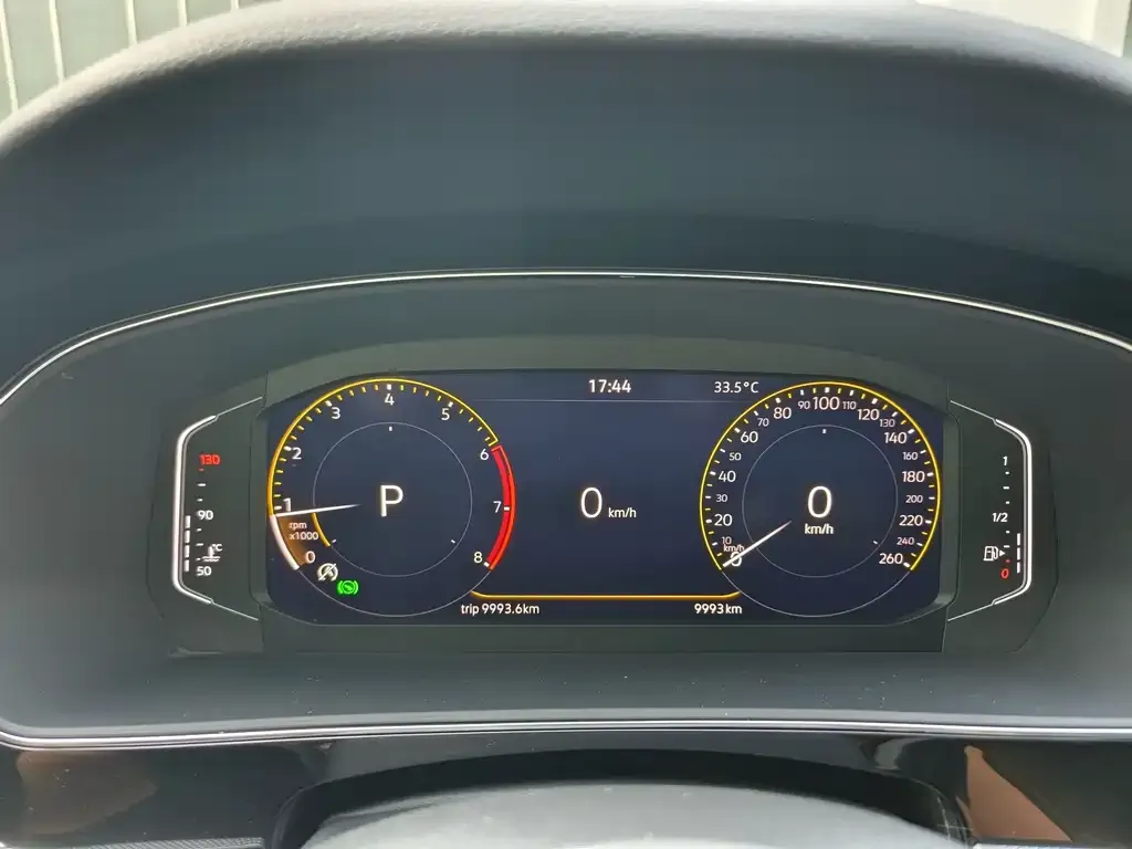 Volkswagen Passat — фото 9