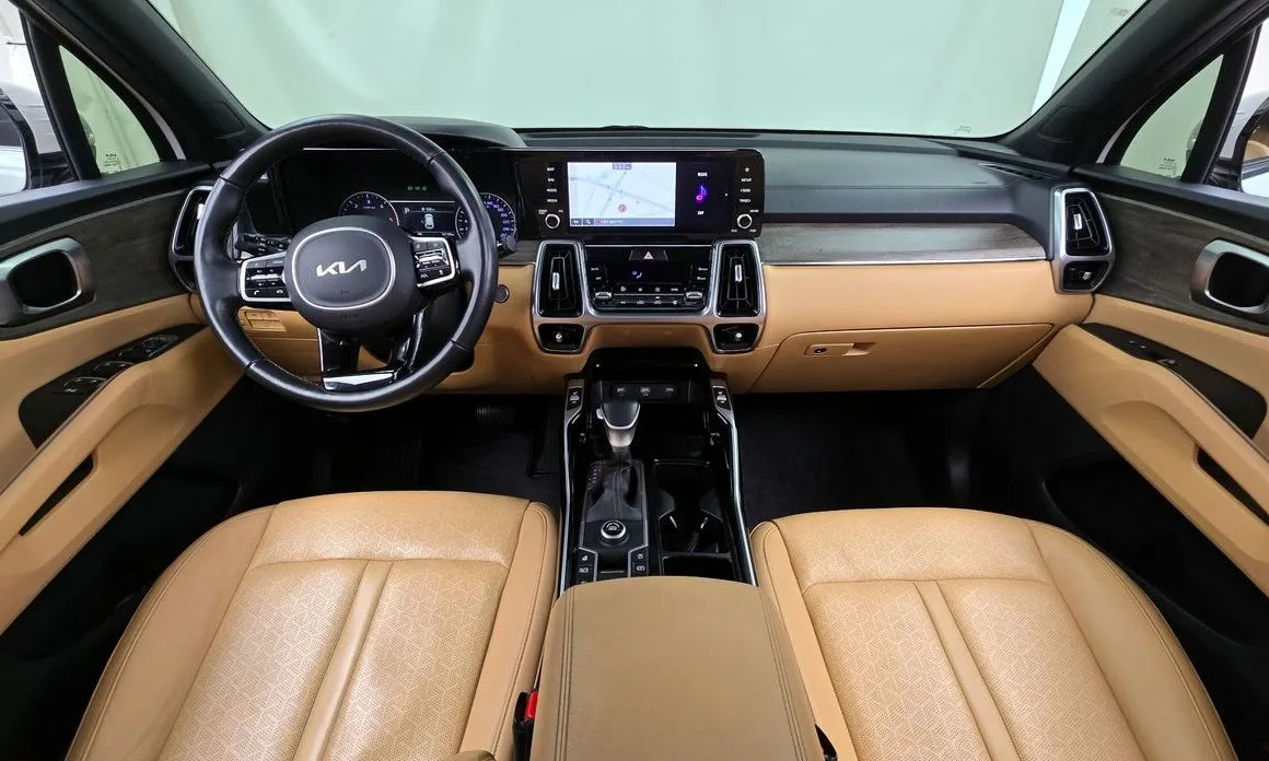 Kia Sorento — фото 9