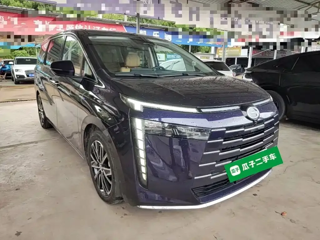 GAC Motor 传祺E8 PHEV — фото 10