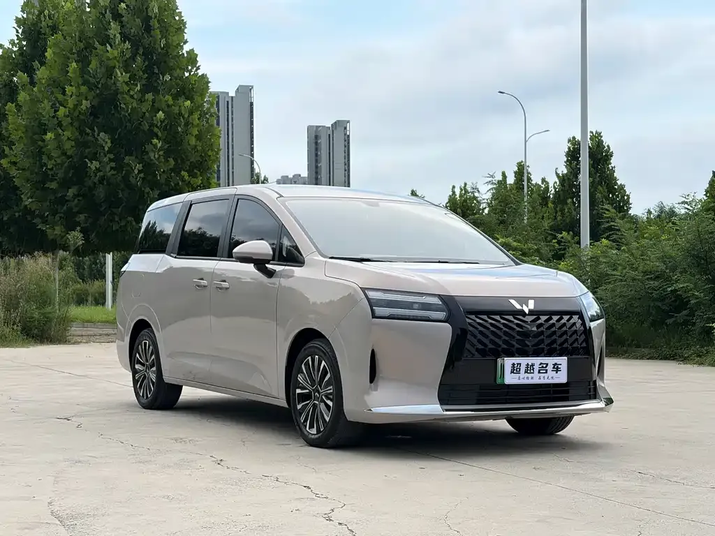 Wuling Starlight 730 New Energy — фото 2