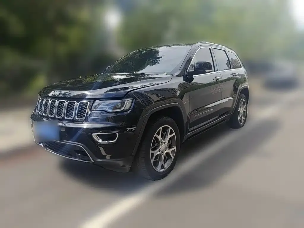 Jeep Grand Cherokee (Import) — фото 1