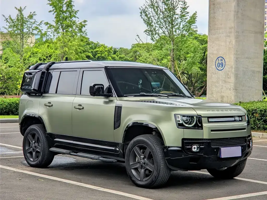 Land Rover Defender — фото 6