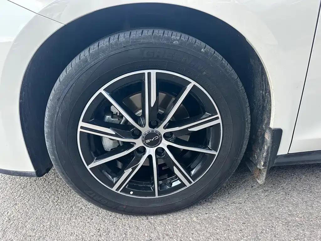 BYD Seal 06 — фото 10