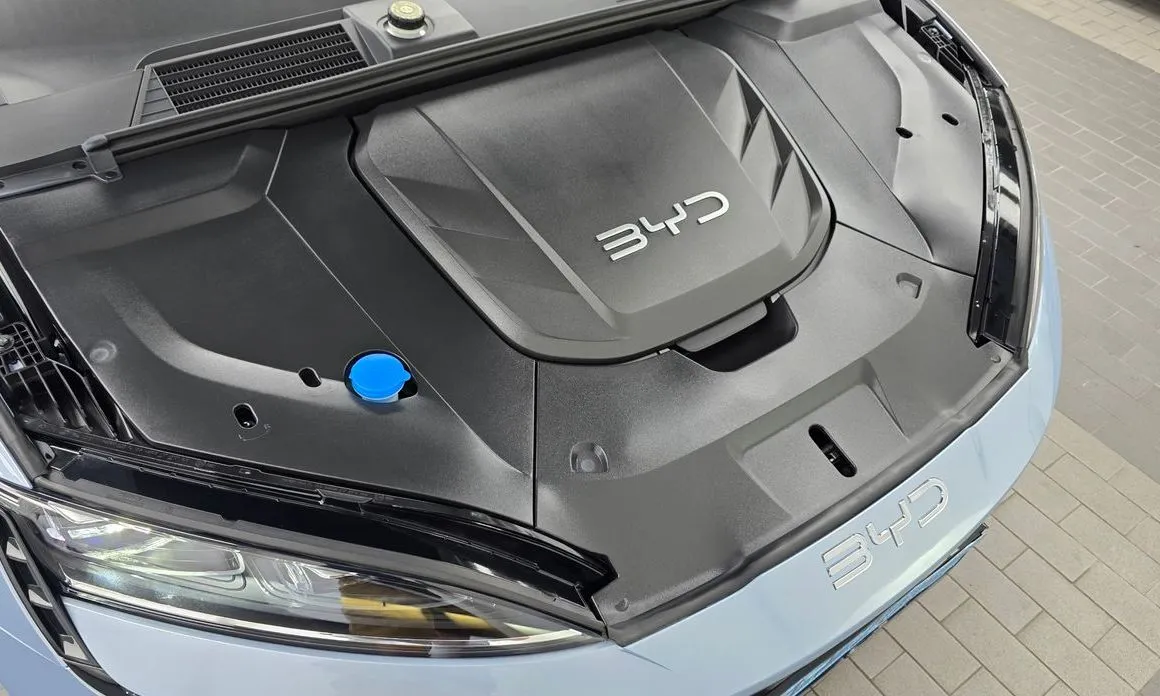 BYD Seal — фото 6