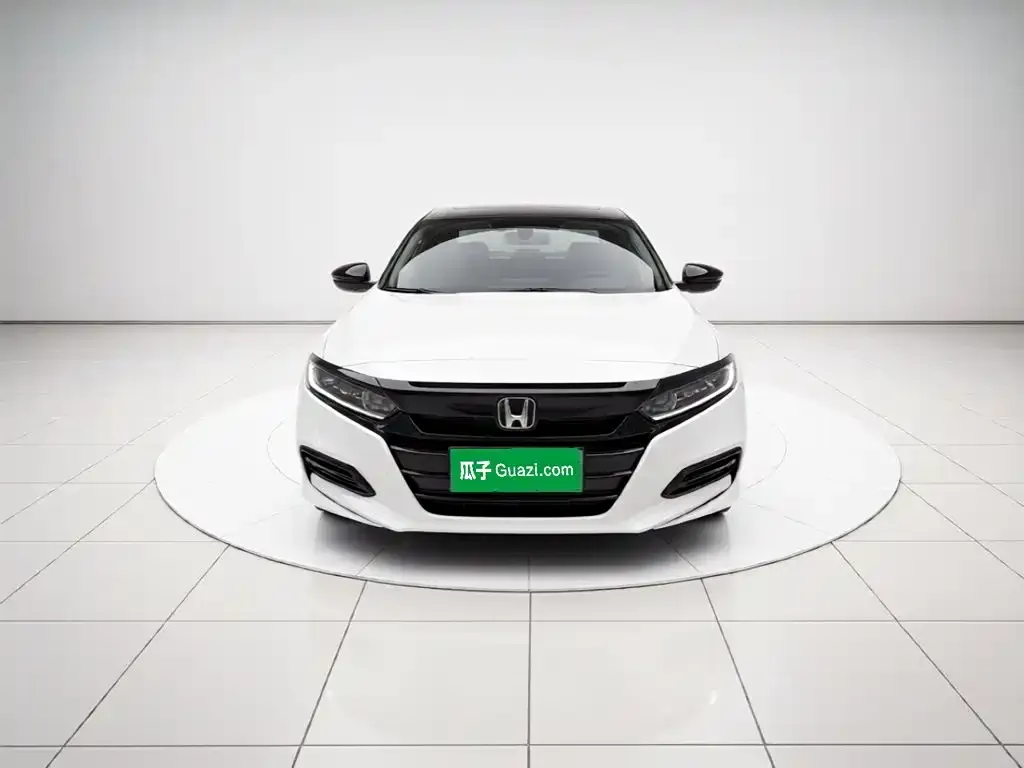 Honda Accord — фото 8