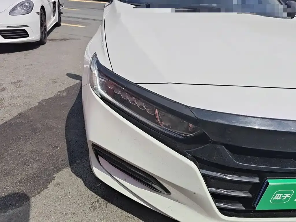 Honda Accord — фото 6