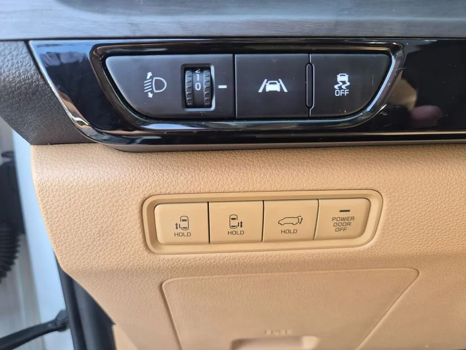 Kia Carnival — фото 3
