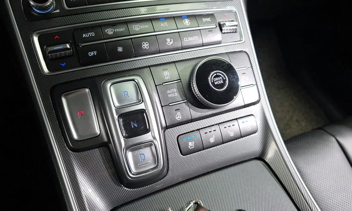 Hyundai Santafe — фото 7