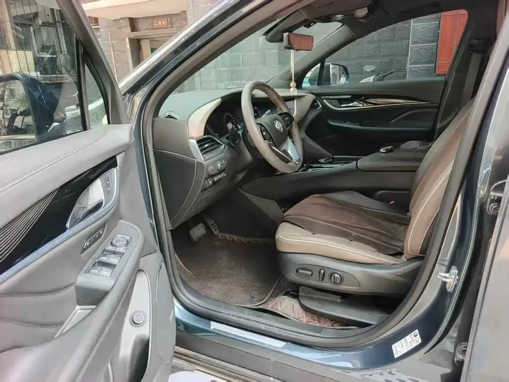 Buick Enclave — фото 4