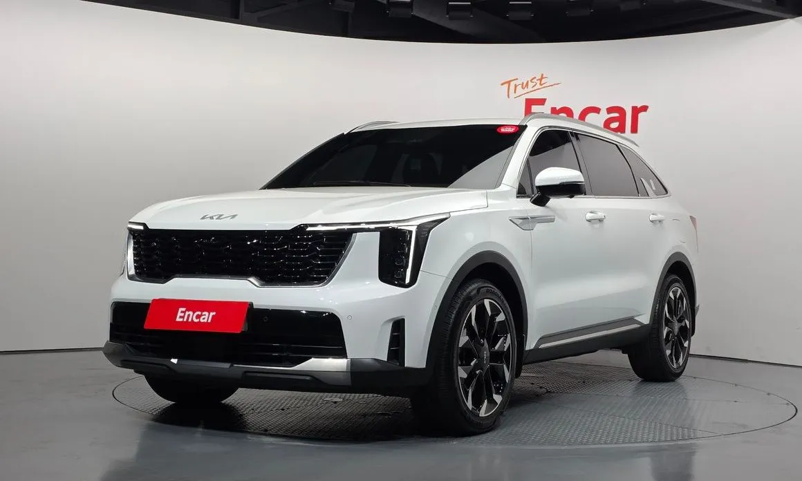 Kia Sorento — фото 1