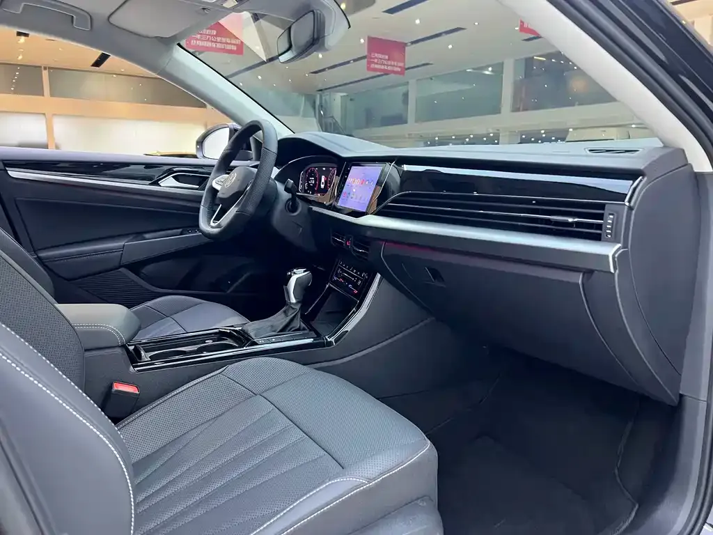 Volkswagen Passat — фото 5