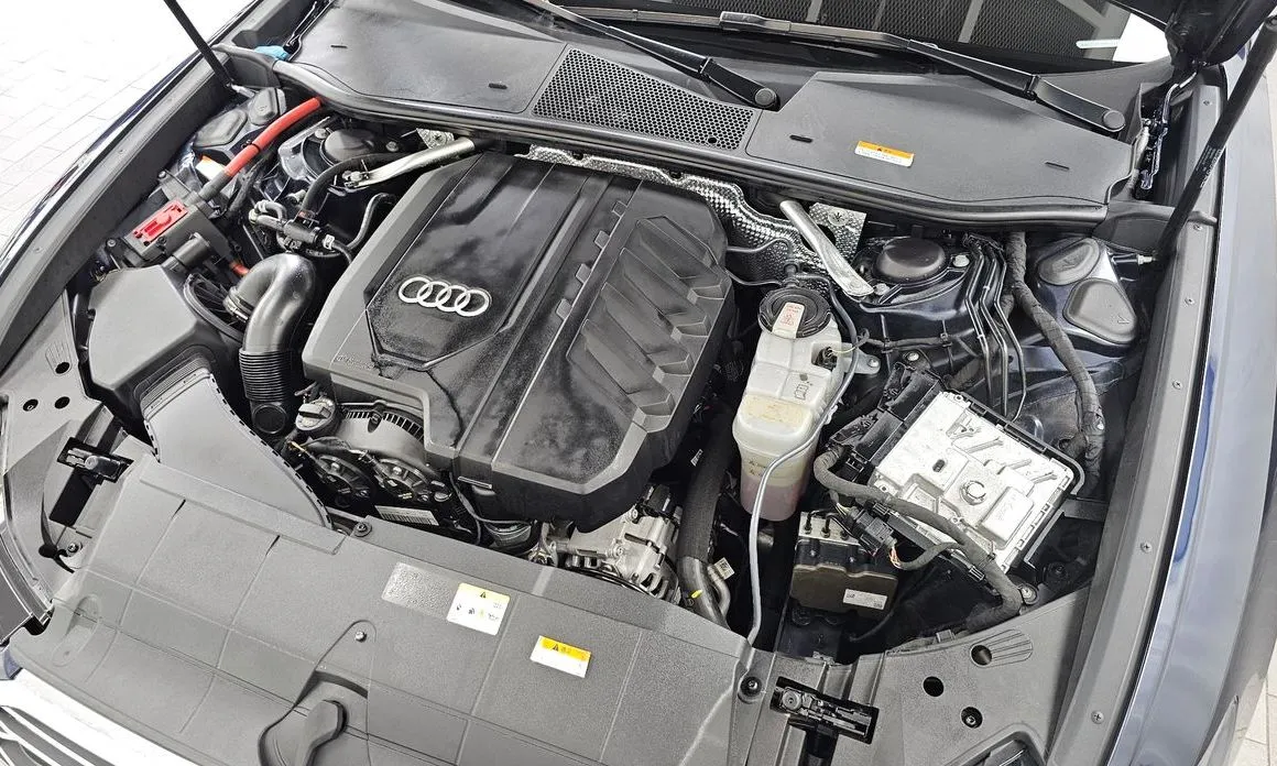 Audi A6 — фото 10