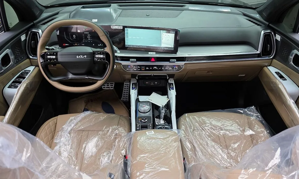 Kia Sorento — фото 8