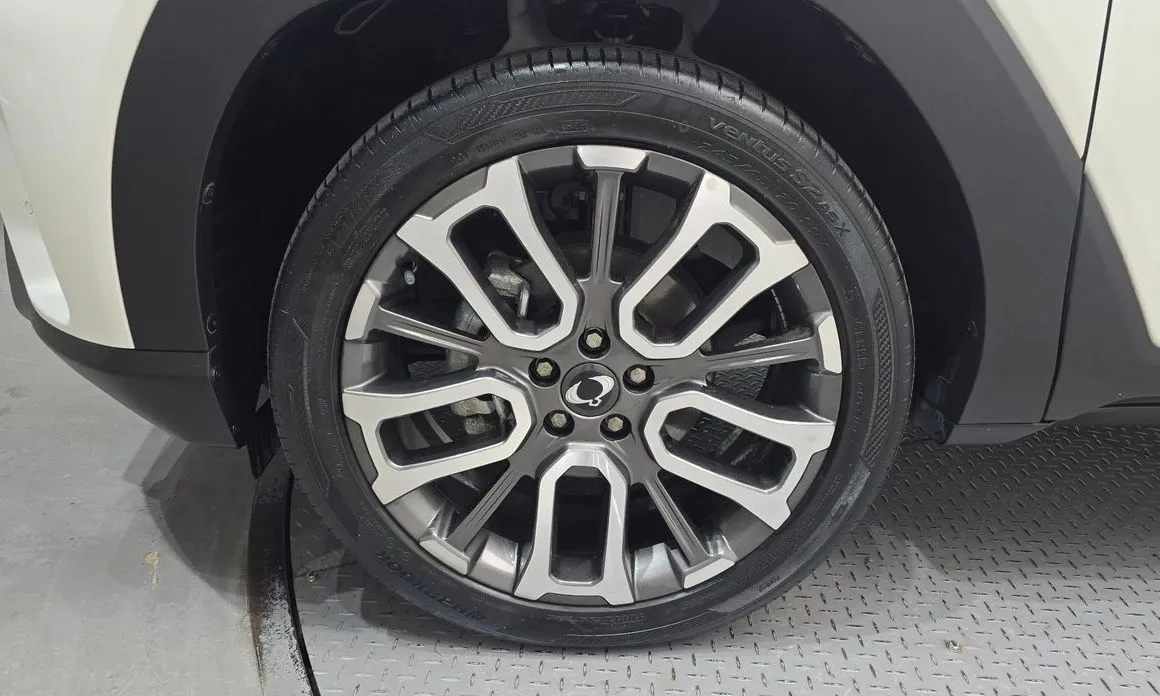 KG Mobility (Ssangyong) Torres — фото 10
