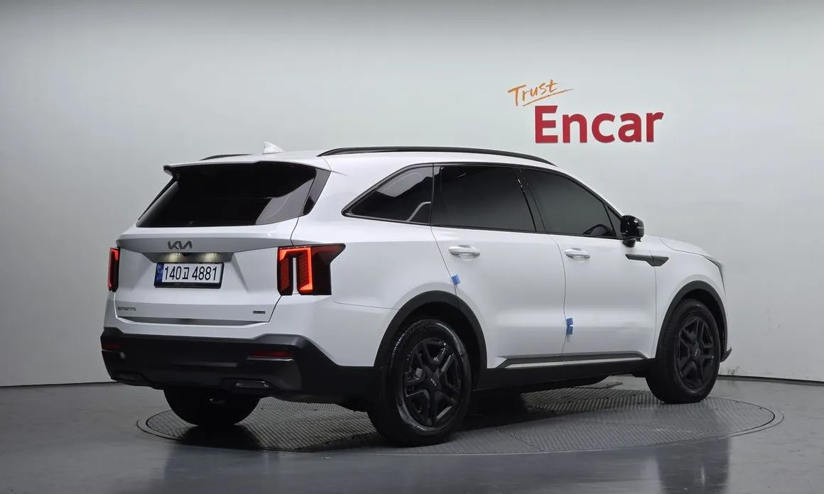 Kia Sorento — фото 4