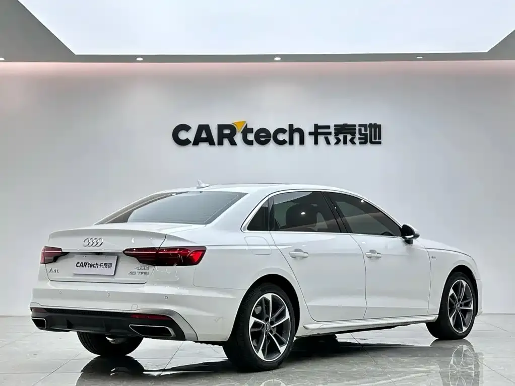 Audi A4L — фото 8