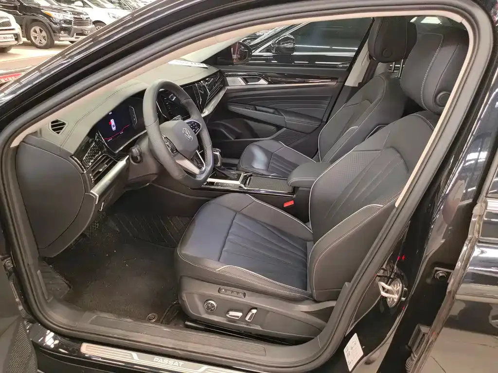 Volkswagen Passat — фото 6