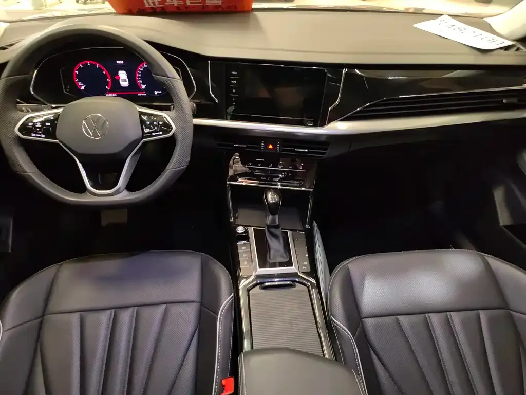 Volkswagen Passat — фото 7