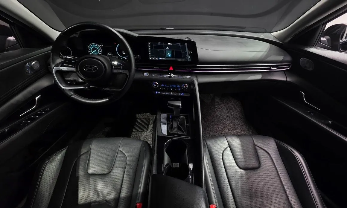 Hyundai AVANTE — фото 9