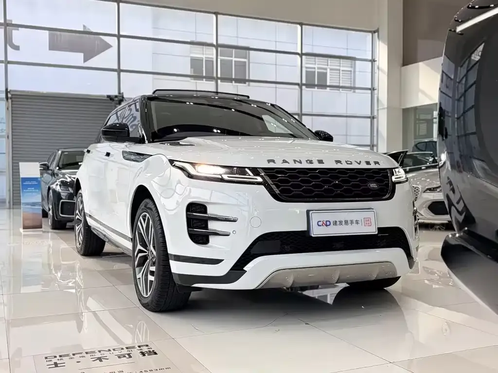 Land Rover Evoque — фото 1