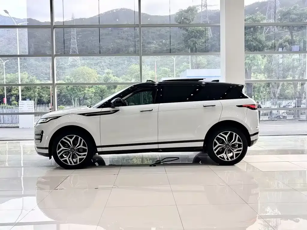 Land Rover Evoque — фото 8