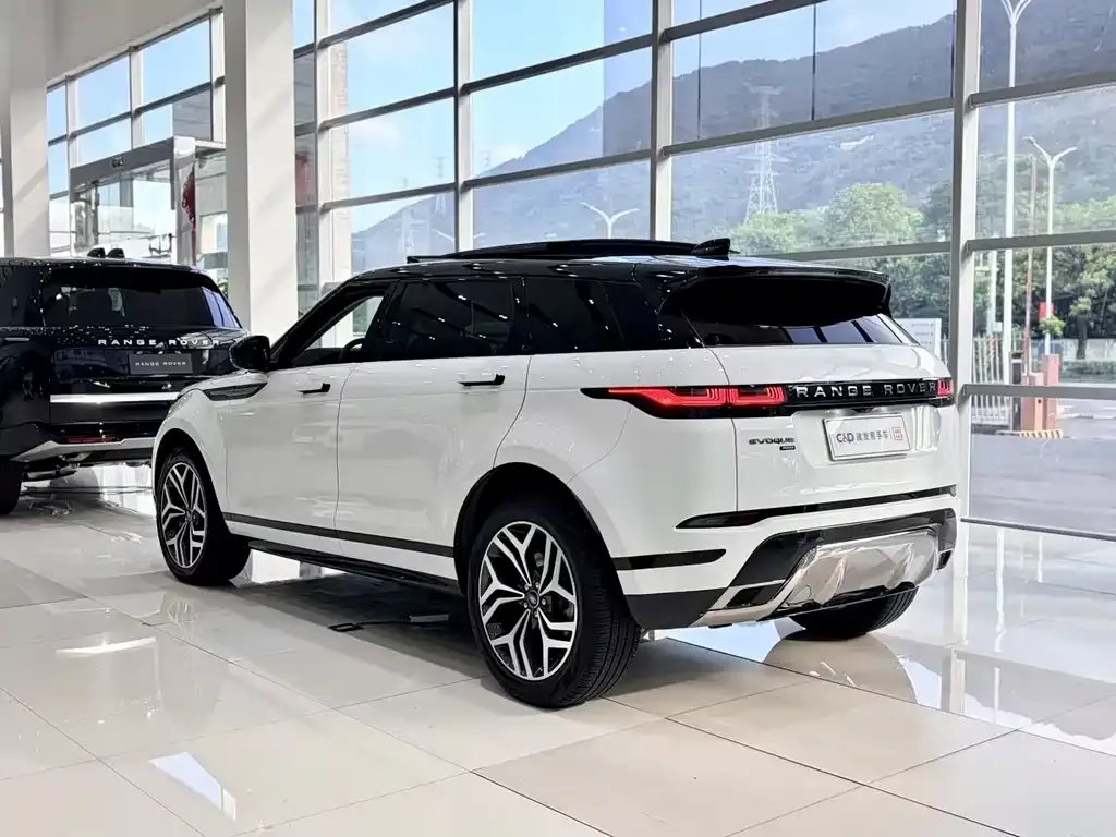 Land Rover Evoque — фото 6