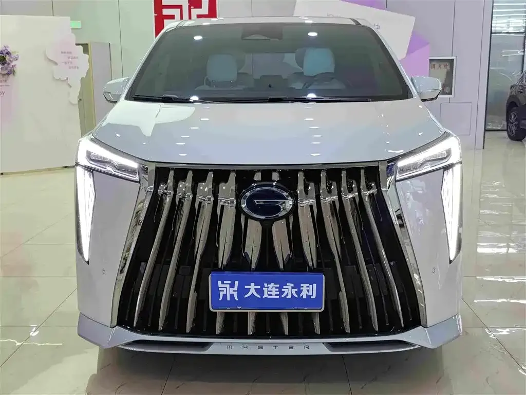 GAC Motor Trumpchi M8 — фото 4