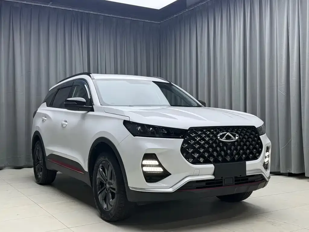Chery Tiggo 7 — фото 6