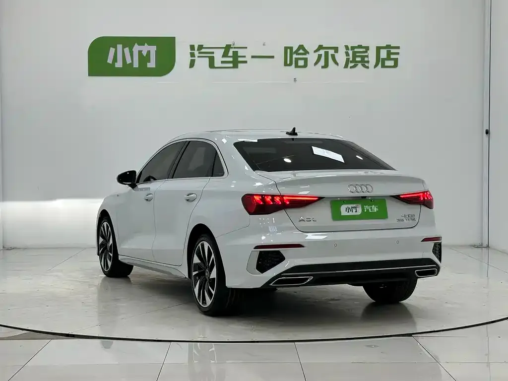 Audi A3 — фото 2
