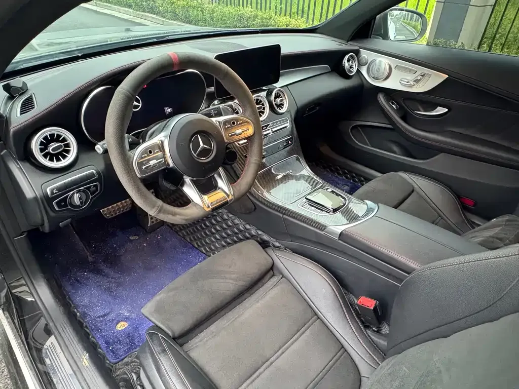 Mercedes-Benz C-Class AMG — фото 10