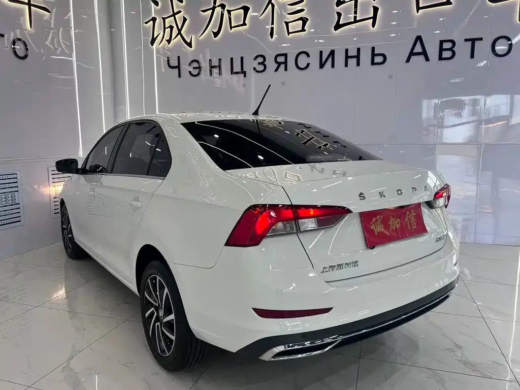 Skoda Rapid — фото 3