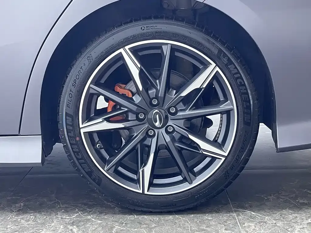 GAC Motor Shadow Leopard — фото 9