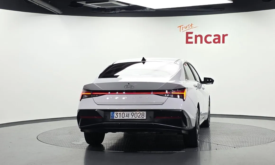 Hyundai AVANTE — фото 4
