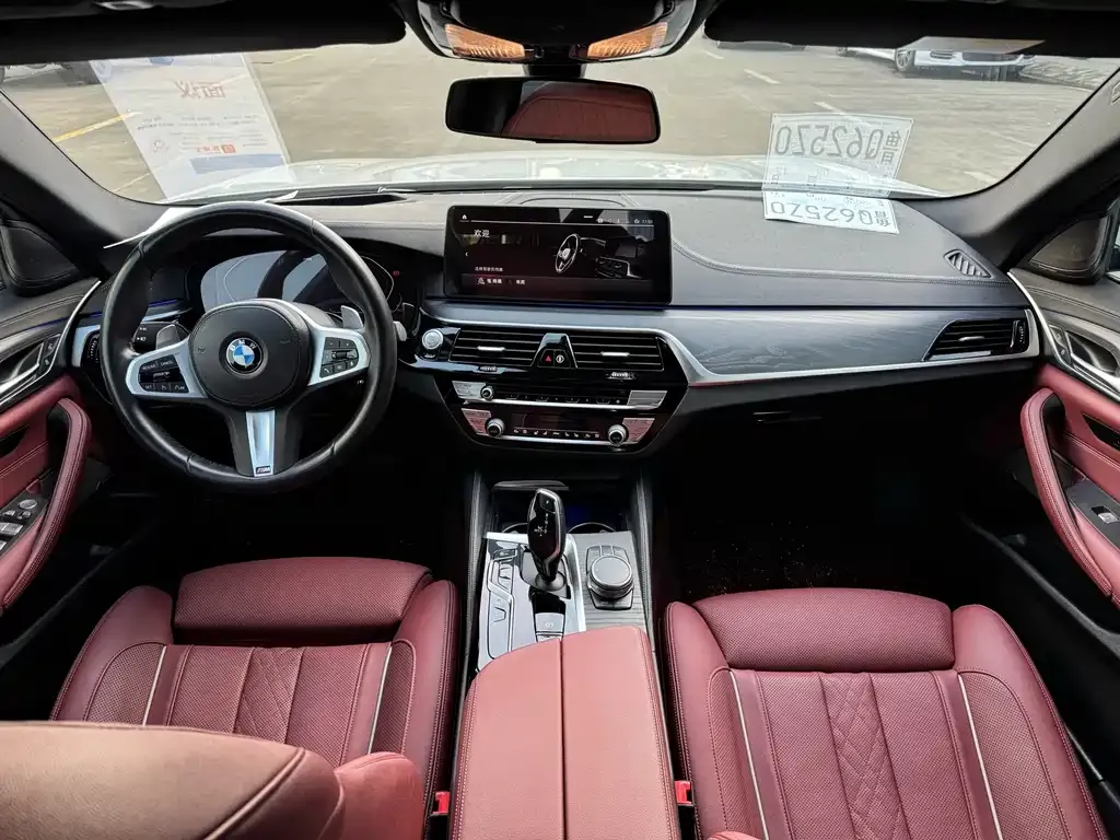 BMW 5 Series — фото 9