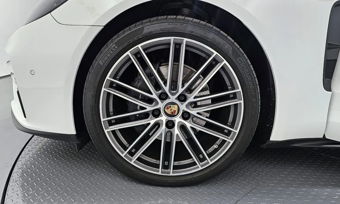 Porsche Panamera — фото 10