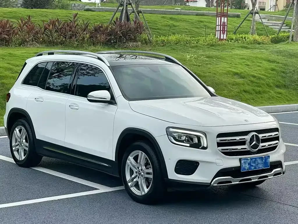 Mercedes-Benz GLB — фото 7