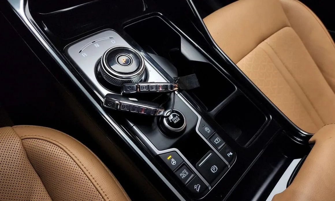 Kia Sorento — фото 7