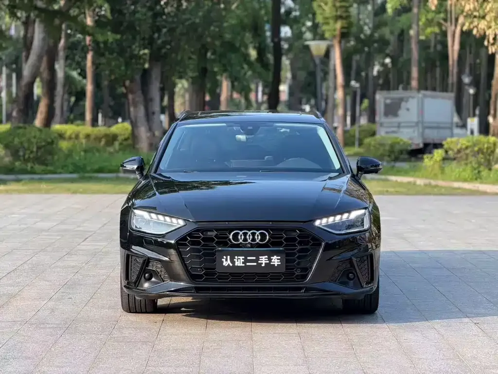Audi A4 (Import) — фото 9