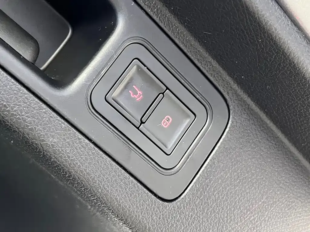 BYD PLUS New Energy — фото 10