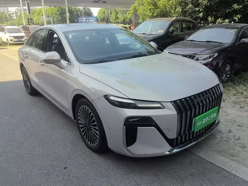 Roewe M7 DMH — фото 3