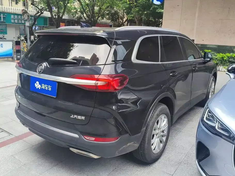 Buick Enclave — фото 10